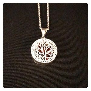 🚨FINAL PRICE 🚨Pretty Necklace